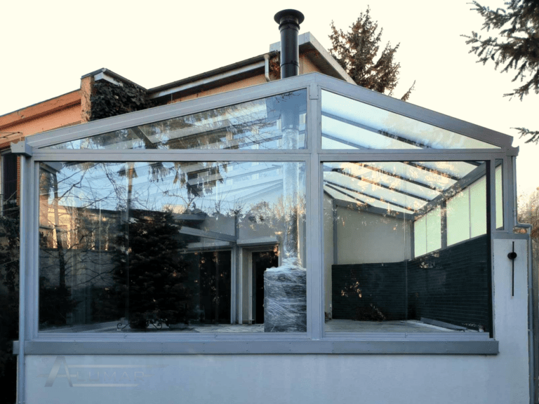 Szklane zabudowy tarasów - taras zabudowany szkłem hartowanym - Realizacja Alumar-Zabudowy