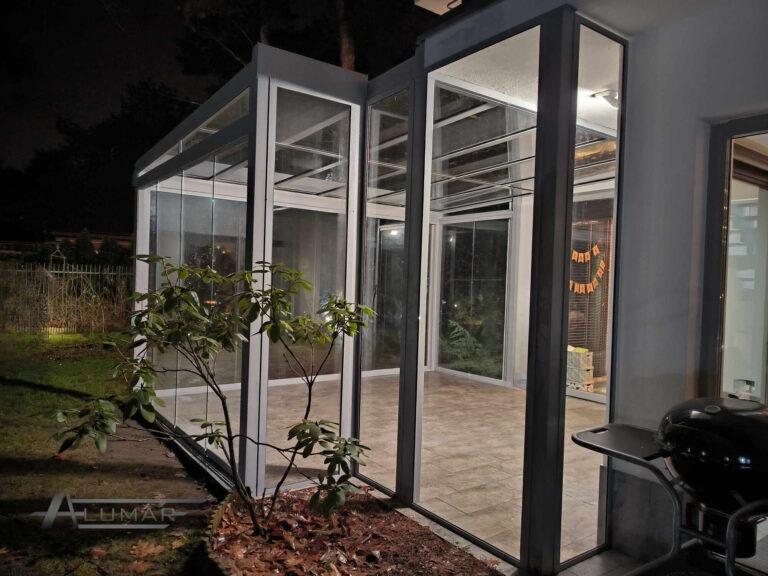 Szklane zabudowy tarasów - taras zabudowany szkłem hartowanym - Realizacja Alumar-Zabudowy