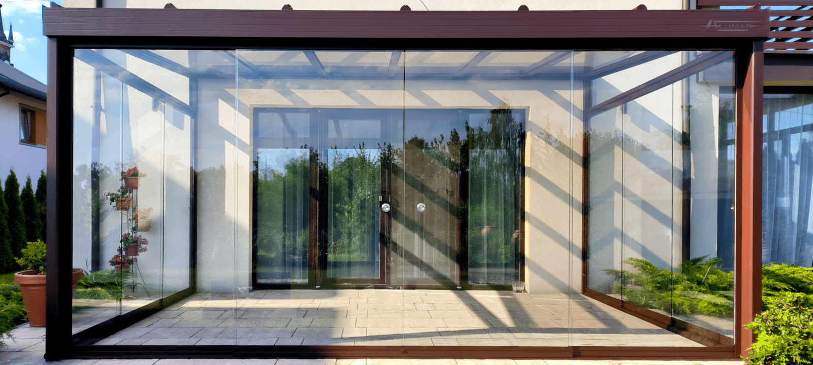 Szklane zabudowy tarasów - taras zabudowany szkłem hartowanym - Realizacja Alumar-Zabudowy