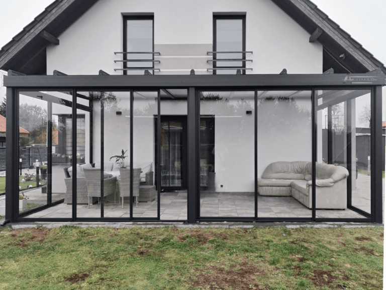Szklane zabudowy tarasów - taras zabudowany szkłem hartowanym - Realizacja Alumar-Zabudowy