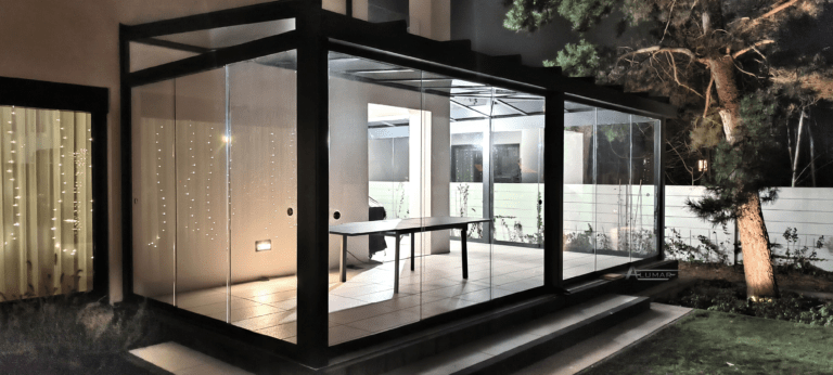 Szklane zadaszenia tarasów - dach tarasu zabudowany szkłem hartowanym - Realizacja Alumar-Zabudowy