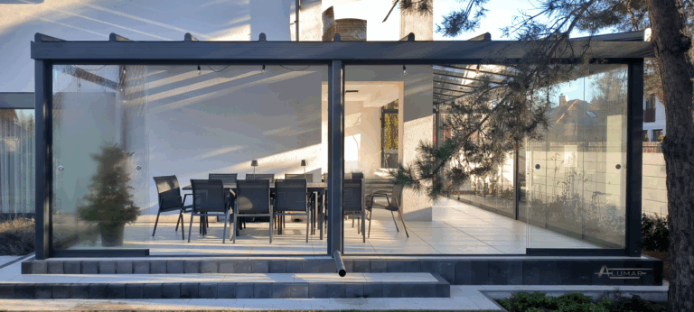 Szklane zabudowy tarasów - taras zabudowany szkłem hartowanym - Realizacja