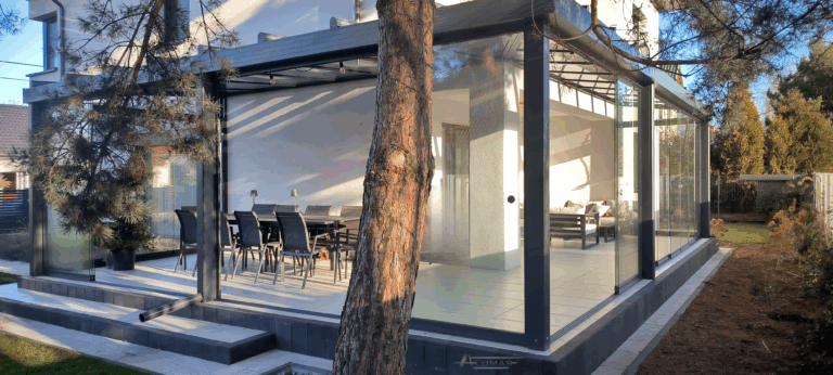 Szklane zabudowy tarasów - taras zabudowany szkłem hartowanym - Realizacja Alumar-Zabudowy