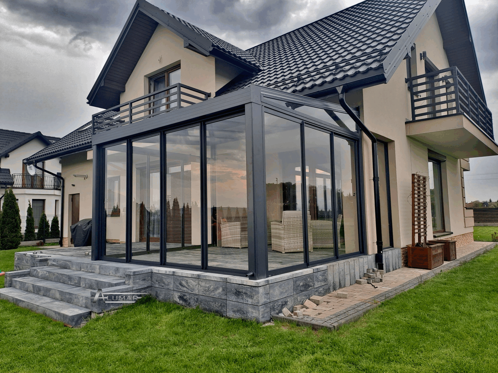 zabudowa tarasu szkłem