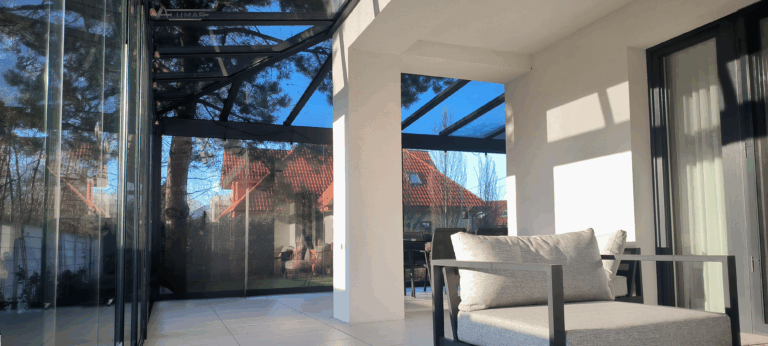 Szklane zabudowy tarasów - taras zabudowany szkłem hartowanym - Realizacja